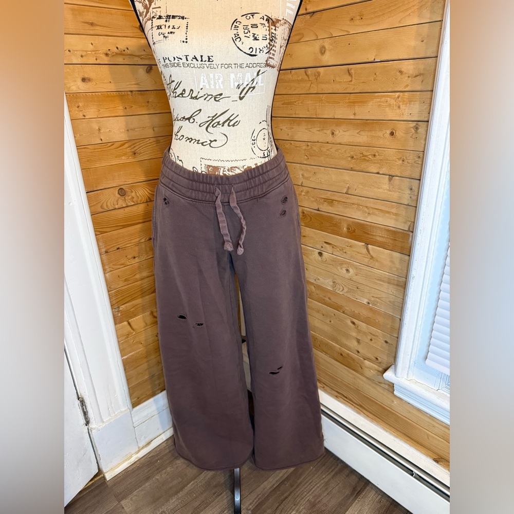 Aerie Distressed Wide Leg Sweatpants in Chocolate Brown